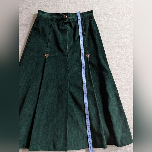 ▪️Vintage Tomboy Corduroy Green Skirt Size 7 - Picture 3 of 7